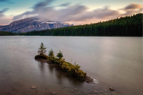 Banff National Park Mount Rundle in sunrise