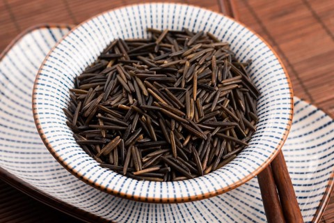 Wild rice in a white ceramic bowl