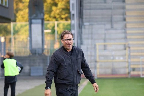 Coach Benedetto Muzzicato (SC Freiburg II / U23) had a good laugh during the match of the Soccer-RL