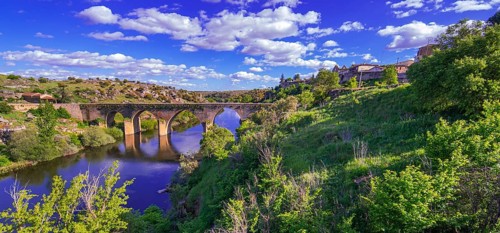 15th Century Old Bridge, Tormes River, Ledesma, Salamanca, Castilla y León, Spain, Europe