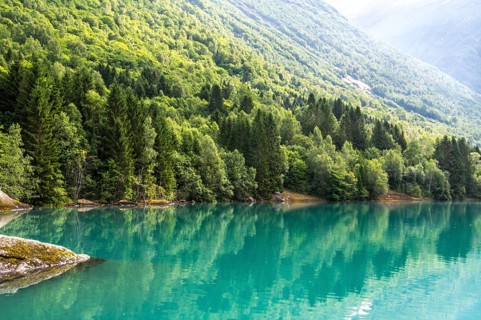 The Kjenndalsbreen is part of the Jostedalsbreen, one of the largest glaciers in Norway, and forms