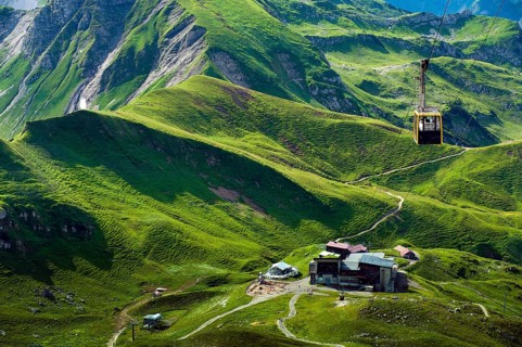 View from the Nebelhorn to the Höfatsblick station