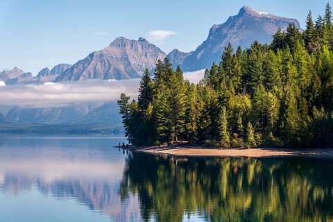 LAKE MCDONALD, MONTANA/USA - SEPTEMBER 20 : View of Lake McDonald in Montana on September 20, 2013.