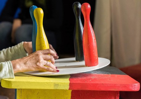 Four colourful game cones are not balanced on a turntable - Germany