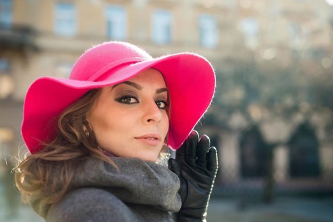 Portrait of a girl with Hat in the city