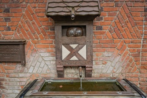 Puparschbierbrunnen, Burgstraße, Old Town, Salzwedel, Saxony-Anhalt, Germany, Europe