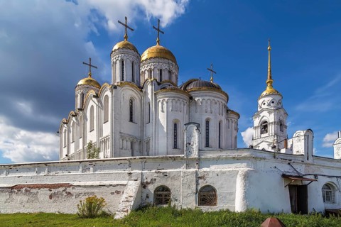 Dormition Cathedral in Vladimir used to be a mother church of medieval Russia in the 13th and 14th