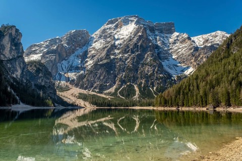 Lago di Braies and mountains, Lake Braies in Dolomite Alps, South Tyrol, Italy, Europe