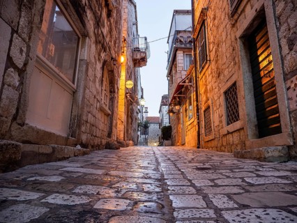 Morning atmosphere, narrow alley in the old town centre, town of Hvar, island of Hvar, Dalmatia,