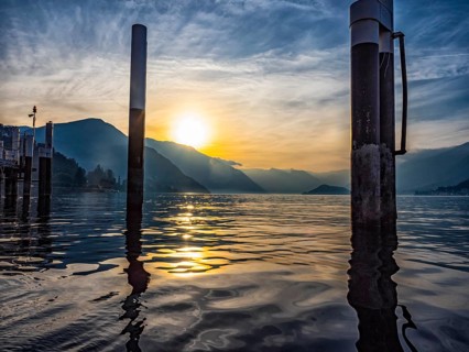 Sunset on lake como in Bellagio