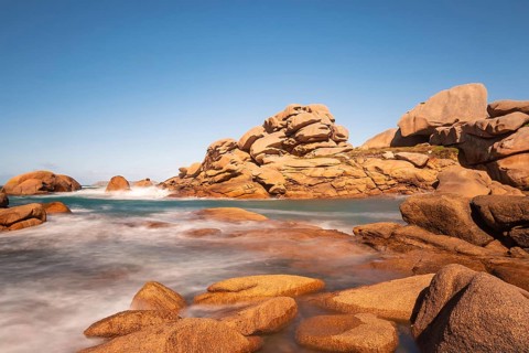 Atlantic coast in Brittany near Ploumanach