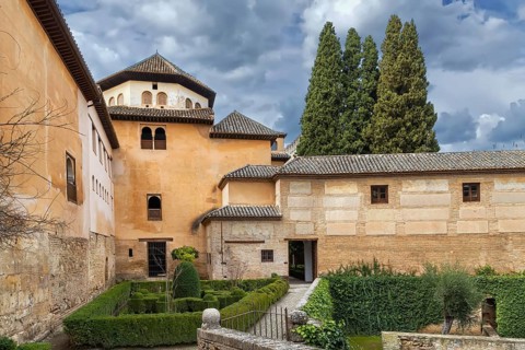 Courtyard in Alhambra palace, Granada, Spain, Europe