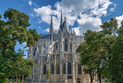 The Votive Church is a neo-Gothic church located on the Ringstrasse in Vienna, Austria. Voew from