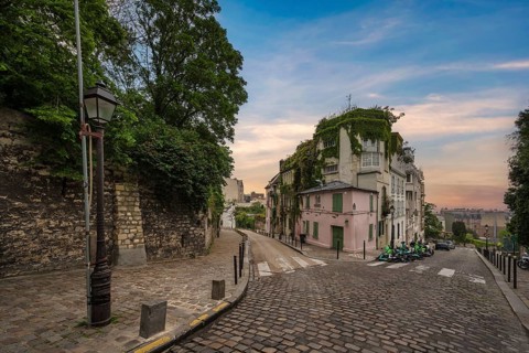 Paris France, city skyline at architecture building on Montmartre street