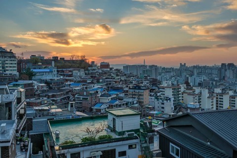 Seoul South Korea, sunrise city skyline at Seoul city center view from Naksan Park