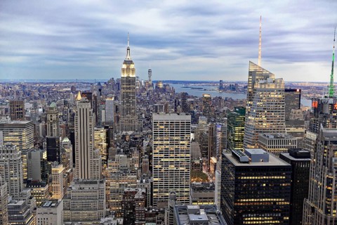 Rockefeller Center observation deck, Panoramic view of the dense skyline of New York City, Evening