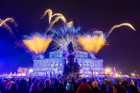 The SemperOperaball 2025 celebrated its 100th anniversary on Friday. Germany's most beautiful