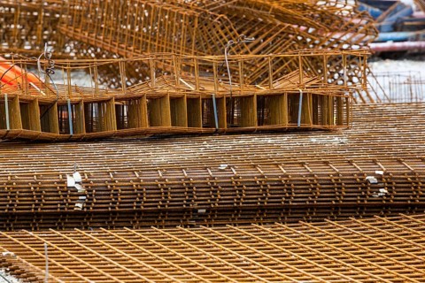 On a construction site there are steel grids to reinforce the bentonite slabs