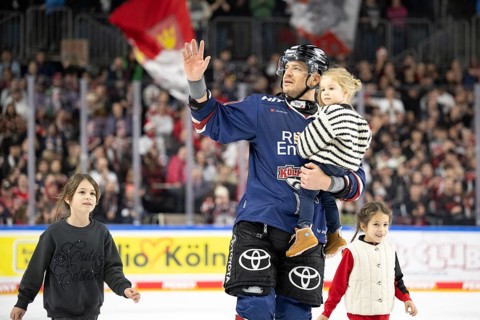 Laura Dick Cologne, LanxessArena, North Rhine-Westphalia, Moritz Müller (Cologne Sharks, #91),