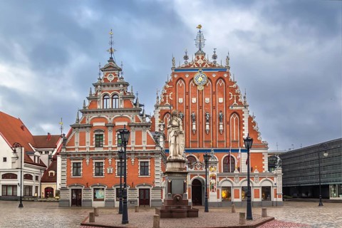 The building of the Brotherhood of Blackheads is one of the most iconic buildings of Old Riga