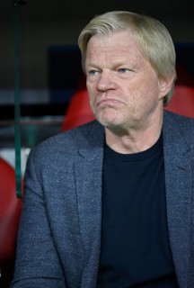 Oliver Kahn Chairman of the Board FC Bayern Munich FCB, sceptical, thoughtful, Allianz Arena,