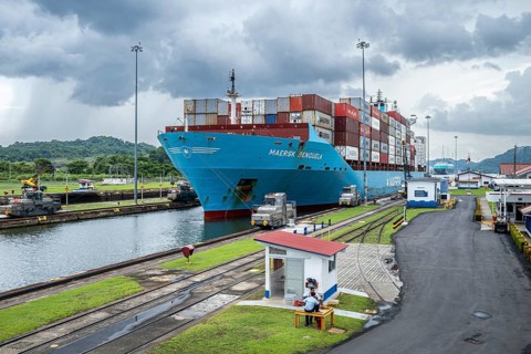 Container ship in lock, Miraflores locks, Panama Canal, Panama City, Panama, Central America