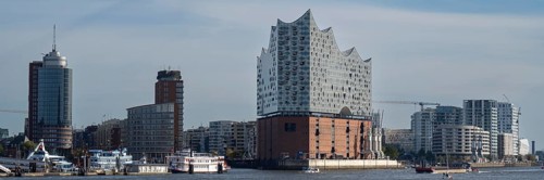 View of the Kehrwiederspitze and Elbe Philharmonic Hall from the Steinwerder viewpoint, Hafencity,