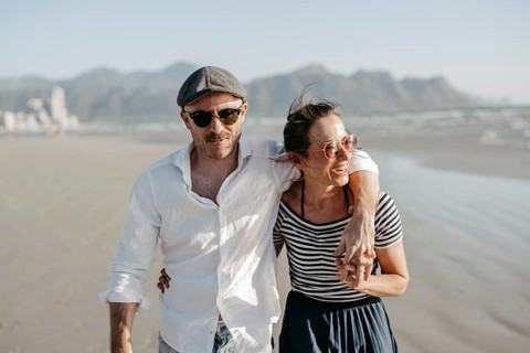 Lovers at the Sandstrad, Cape Town, South Africa, Africa