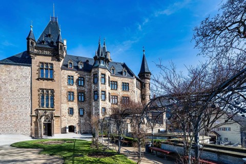 A view of the castle in Wernigerode under a blue sky