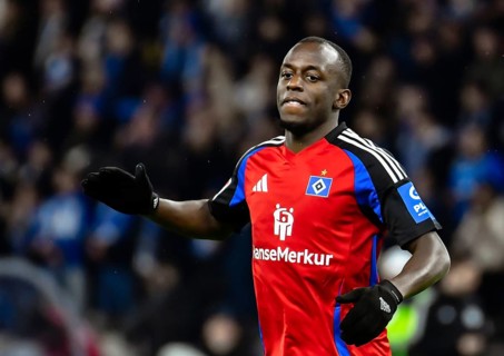 Jean-Luc Dompe (Hamburger SV #7) . (DFLDFB REGULATES PROHIBIT ANY USE OF PHOTOGRAPHS as IMAGE