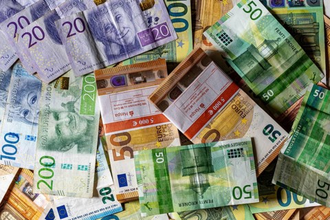 Banknotes, euro, Norwegian krone and Swedish krona, piles and bundles