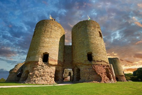 Rhuddlan Castle built in 1277 for Edward 1st next to the River Clwyd, Rhuddlan, Denbighshire,