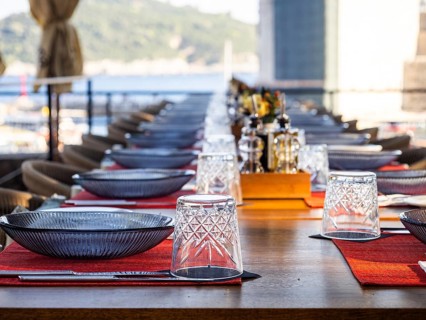 Set tables in a restaurant, harbour of Dubrovnik, Dalmatia, Croatia, Europe