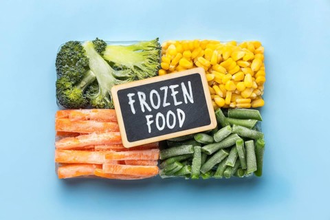 Flat lay arrangement frozen food 6