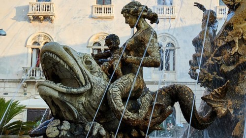 Piazza Archimede, Fontana di Diana, Diana Fountain, Baroque fountain sculpture of a woman on a