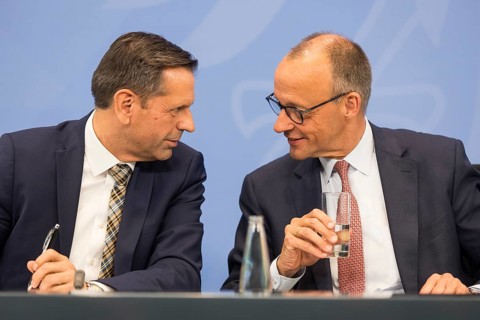 Olaf Lies (SPD, Minister President of Lower Saxony) and Federal Chancellor Merz (CDU, Federal