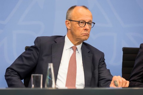 Federal Chancellor Merz (CDU, Federal Chancellor) during a press conference after the consultation