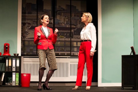 Julia Grimpe - Claudia, Katrin Schwingel - Dorothee, murder colleagues, photo rehearsal on