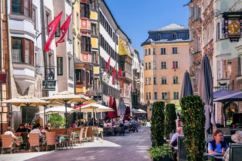 Street cafés on Herzog-Friedrich-Strasse in the old town centre with the Golden Roof, Innsbruck,