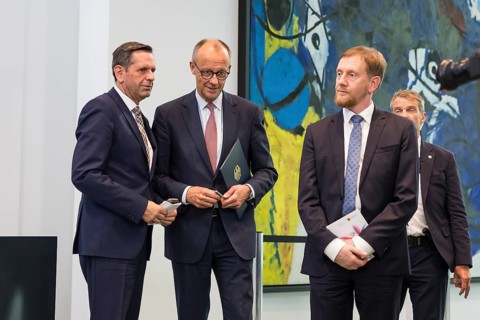 Olaf Lies (SPD, Minister President of Lower Saxony), Friedrich Merz (CDU, Federal Chancellor) and