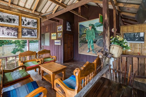 Stairs lead down to the Doi Phamee coffee shop and restaurant in Mae Sai district of Chiang Rai,