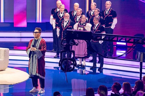 Marc Sway with the song Colorblind at the Beatrice Egli Show in Studio Berlin Adlershof on 08.04