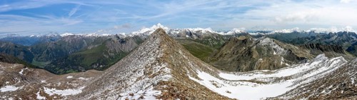 Mountain panorama, summit Böses Weibl, view of mountain landscape with snow-covered summit of the