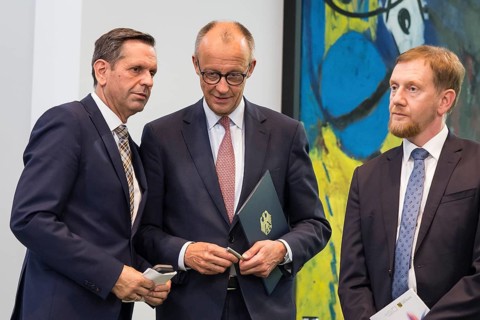 Olaf Lies (SPD, Minister President of Lower Saxony), Friedrich Merz (CDU, Federal Chancellor) and