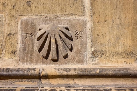 Biblical symbol, scallop shell, pilgrim, relief, Lambertikirche, church, Lambertikirchplatz,