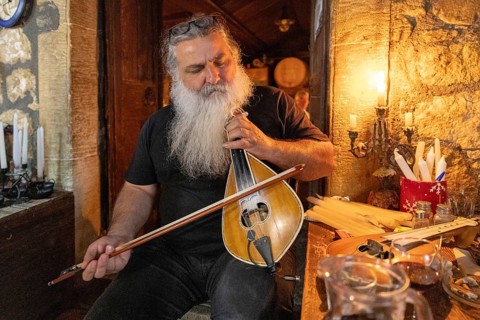 Giannis Tavern, Live Music, Kiparissos, Greece, 23.05.2025 < english> Giannis Tavern, Greece, May