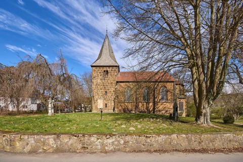 Volmerdingsen Protestant Church, Neo-Gothic architectural style, sandstone building, wall, bare