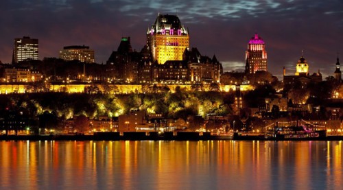 Night shot of Quebec