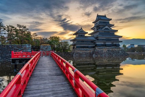 Matsumoto Nagano, sunrise at Matsumoto Castle in autumn season