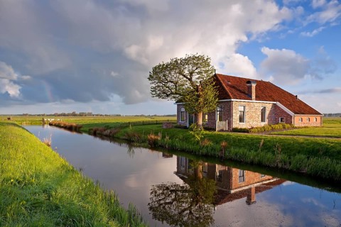 Cozy and charming farmhouse by river, Groningen, Netherlands